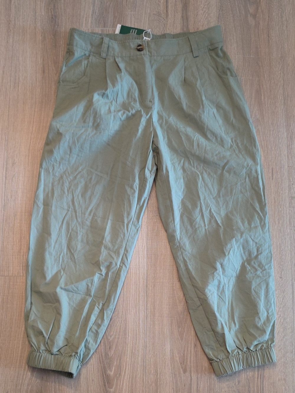 Halara NWT Women's Olive Green Elastic Cuff Jogger Pants